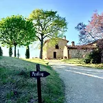 Hotel Vesuna