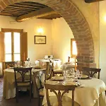 Vesuna Hotel 3*